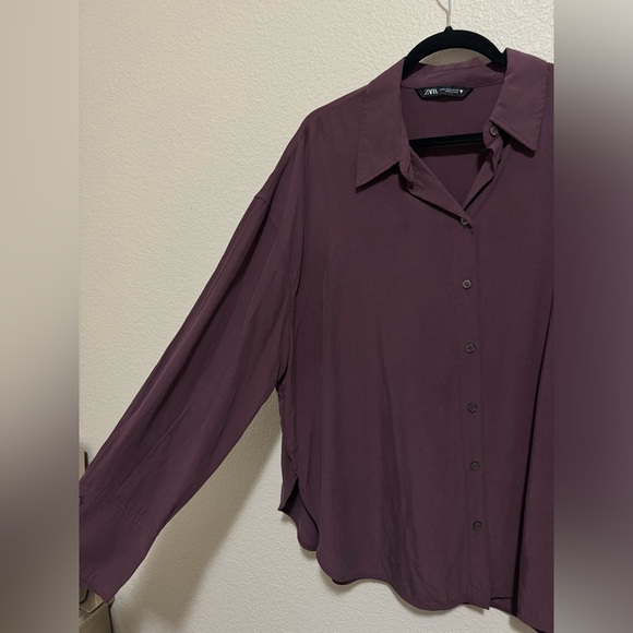 Long sleeve button up - Picture 2 of 3